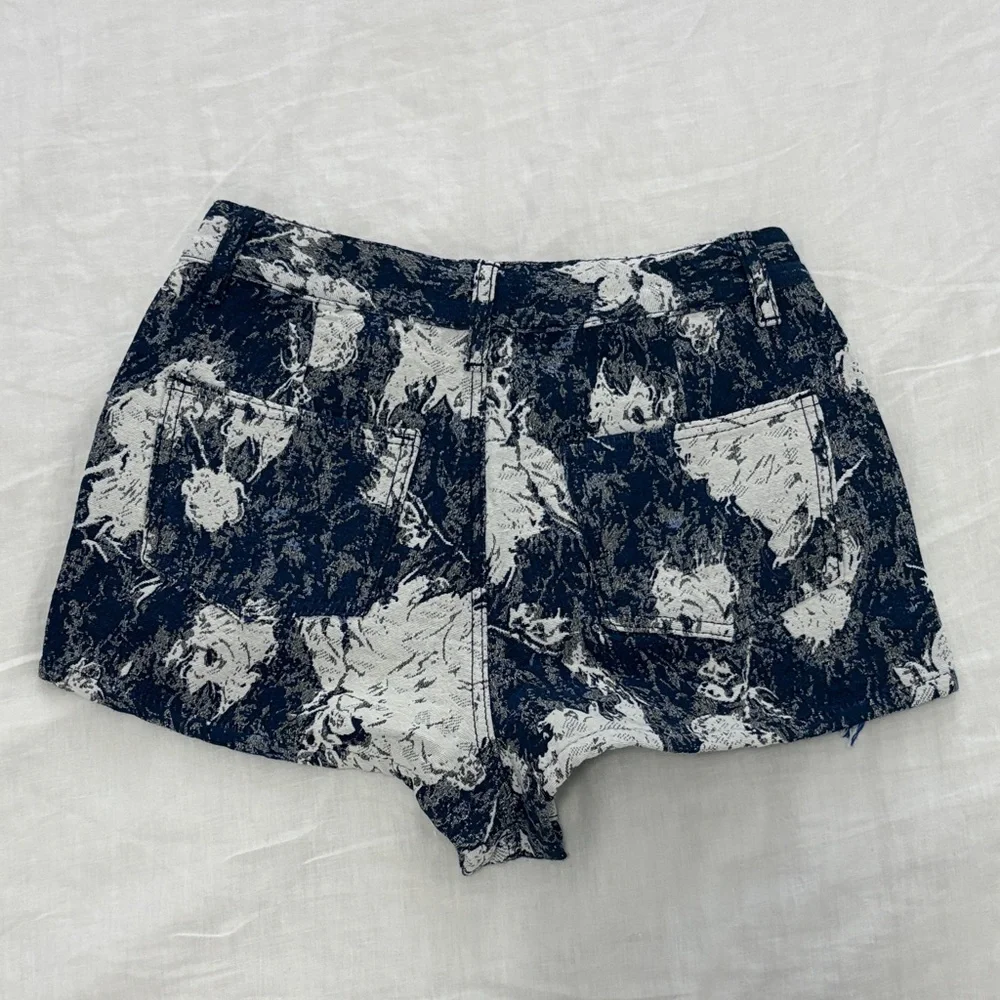 PLT Blue Printed Jacquard Twill Tassel Side Shorts - Picture 10 of 12